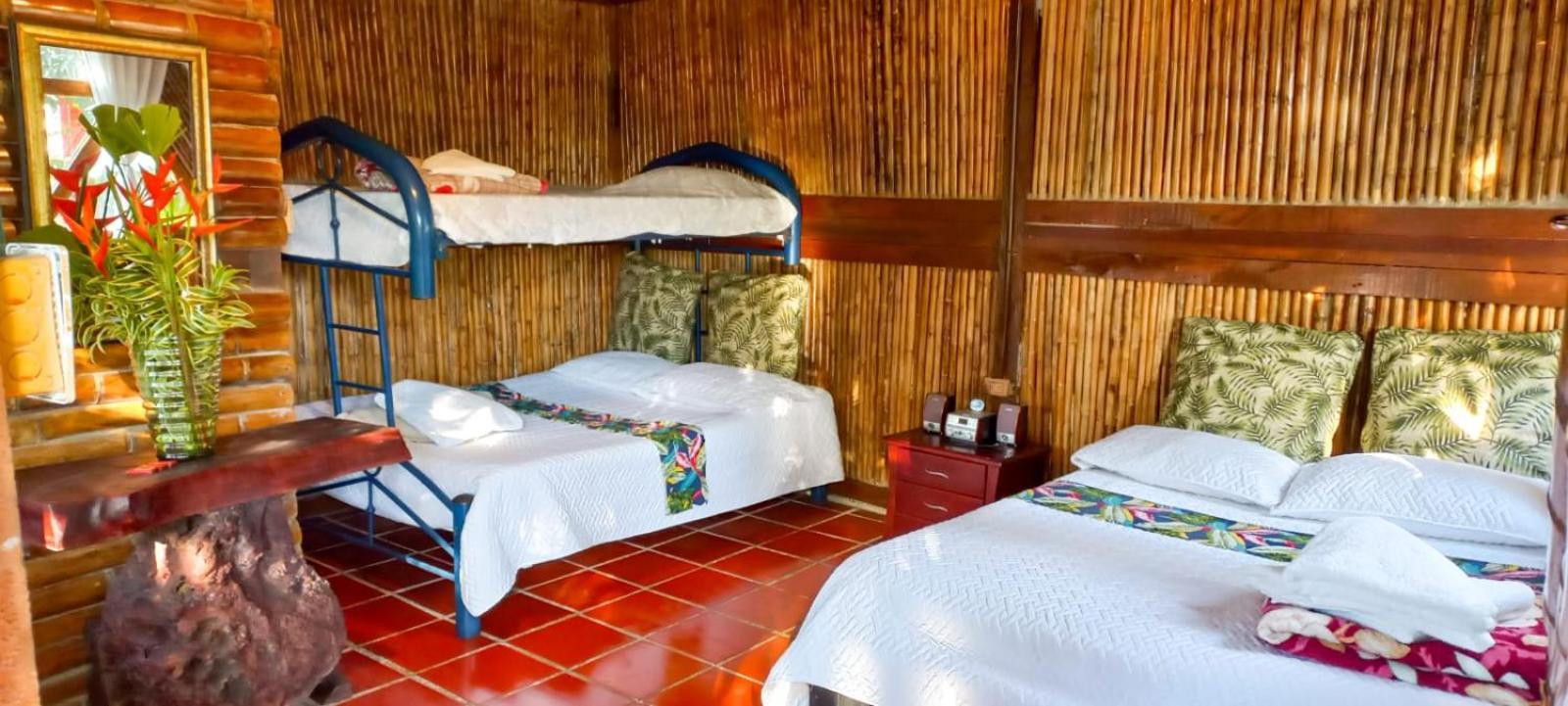 Villa Sonia Eco-Hostel Gigante Екстериор снимка